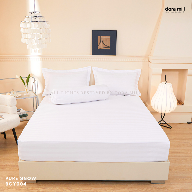 Set Tempat Tidur Koleksi Hotel Stripe 3cm dengan Sarung Bantal Sarung Kuilt dan Bolster oleh Dora Mill#BCY